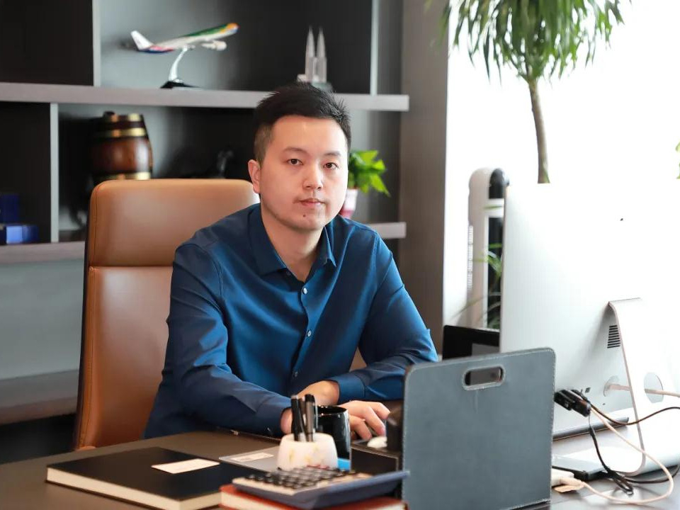 鹽商人物第19期丨專訪宏順建設(shè)總經(jīng)理蔣林：建精品工程，樹時代豐碑